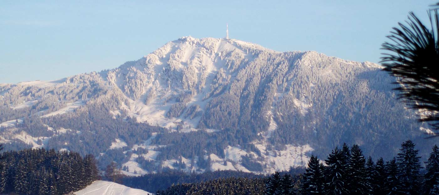 Herrliche Winter im Allgäu in glasklarer Luft